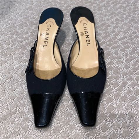 real real Chanel kitten heels